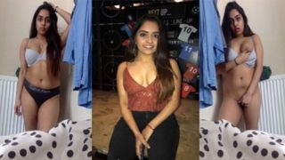 Sexy Horny Gf Showing Fingering