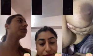 Horny Desi Girl Shows Nude Body