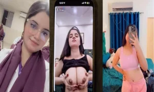 Sexy Desi Girl Shows Nude Body